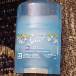 $4 Add-on Secret Cool Waterlily Deodorant - Travel Size